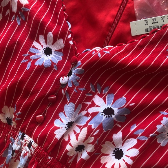 NWT | Madewell | Scalloped Flutter Midi Dress - Picture 4 of 7